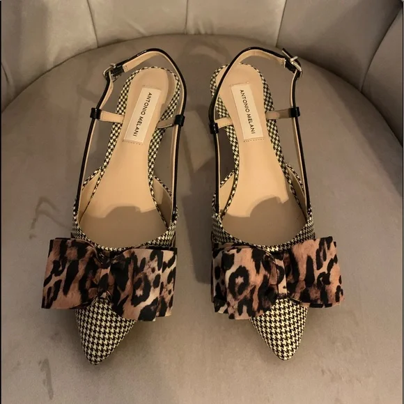 Antonio Melani style Galorie color hounds tooth, with a leopard bow. - Picture 5 of 13
